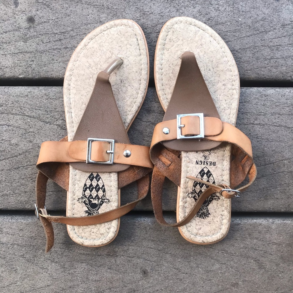 Women’s Sandals for summertime.